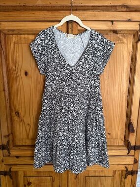 Altar'd State Black and White Floral V-Neck Mini Dress
